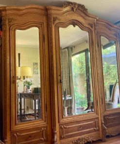 Ropero estilo francés 3 puertas nogal