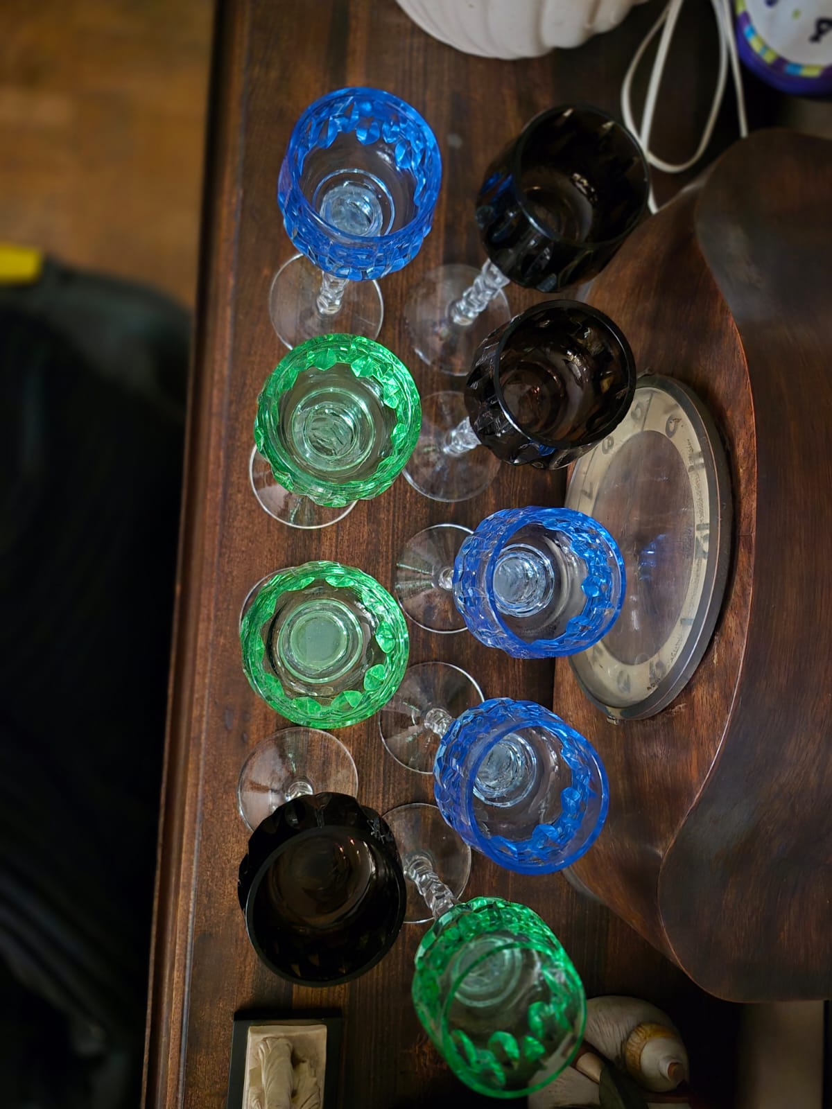 Juego de 9 copas colores talladas - Imagen 6