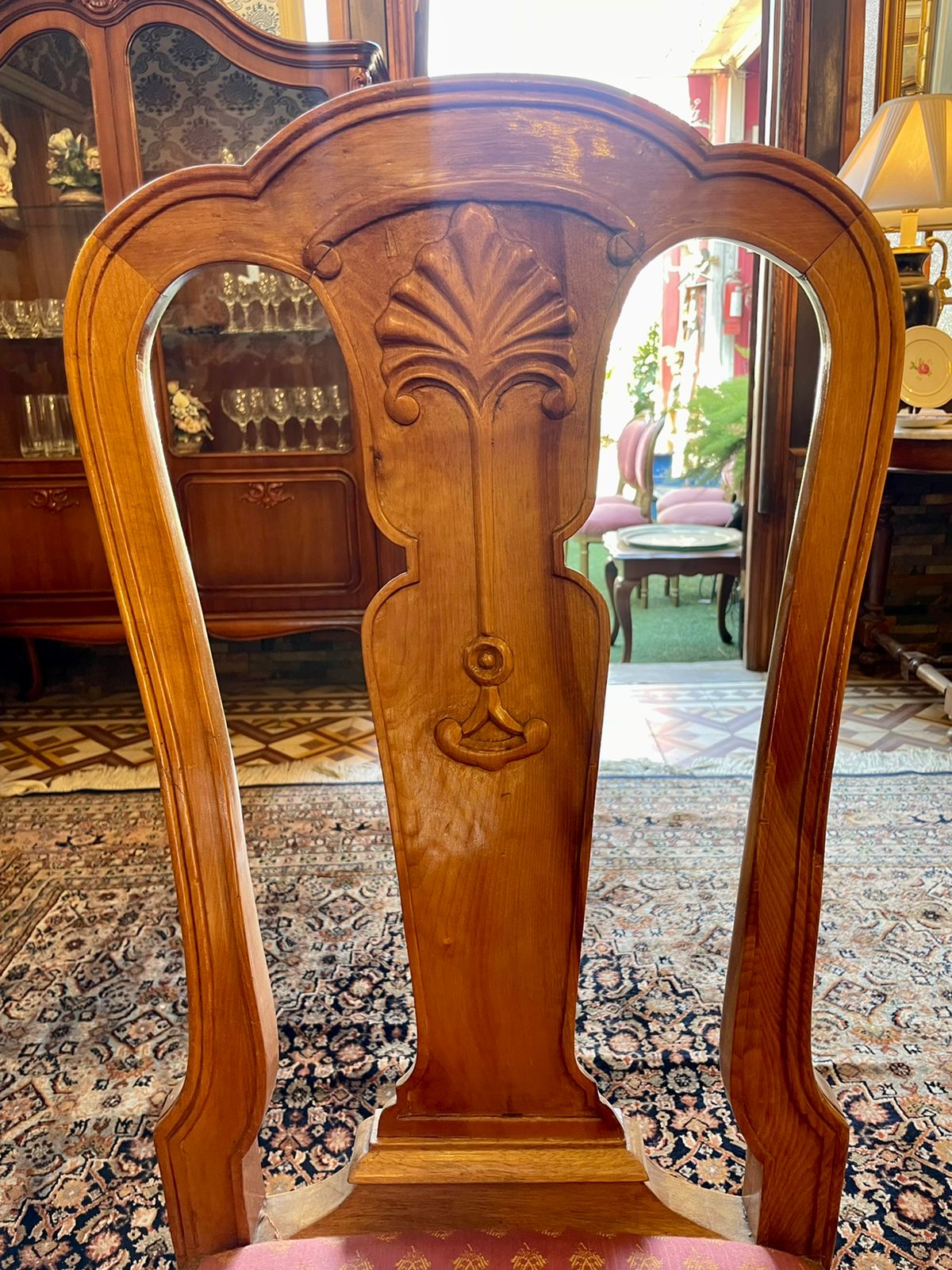 Juego de 8 sillas diseño Enrique Concha - Imagen 3