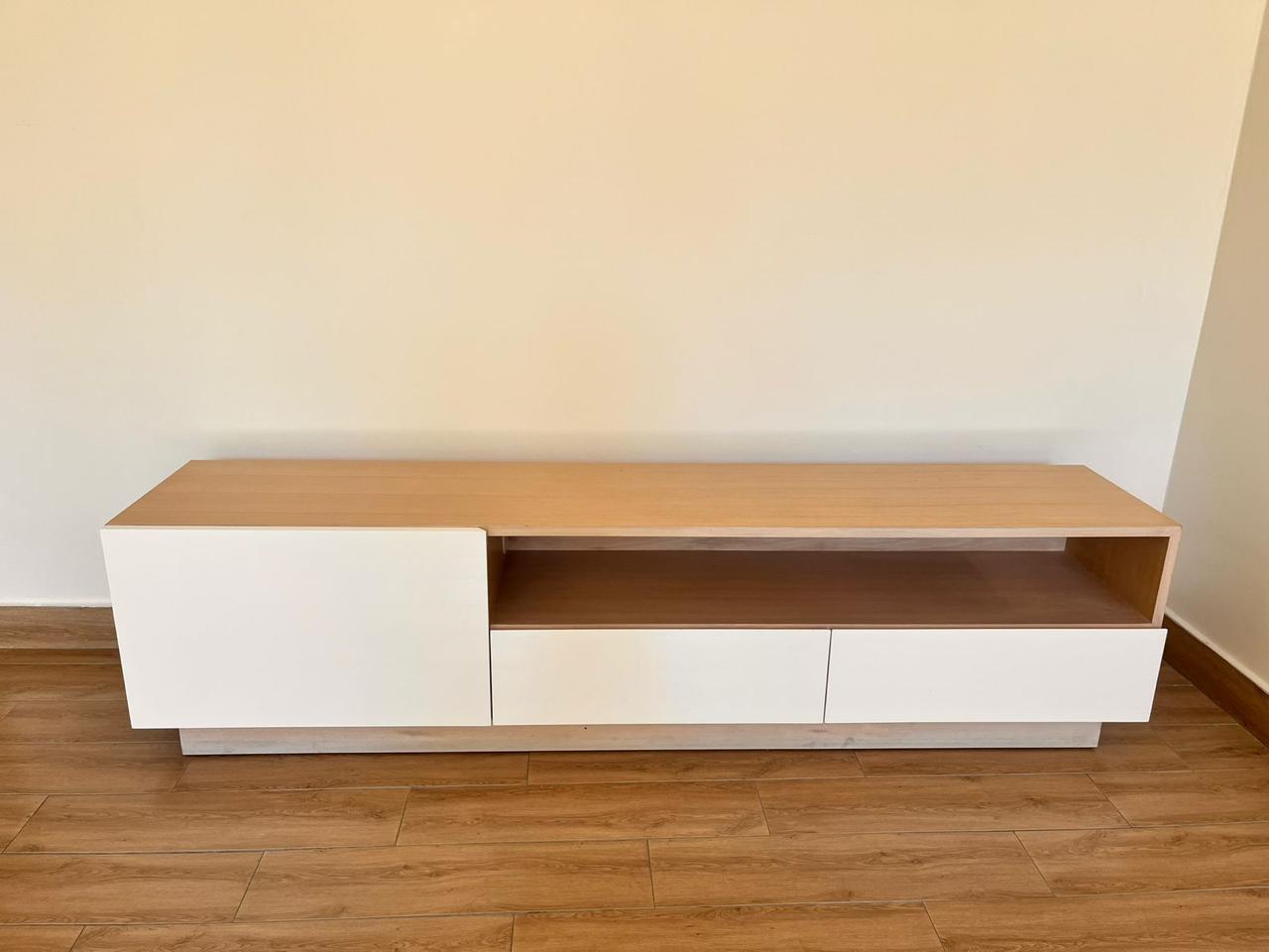 Rack TV Blom Muebles bicolor