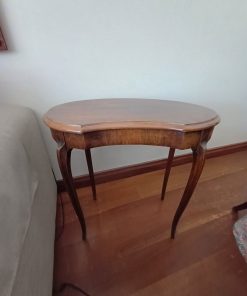 Mesa lateral madera riñón