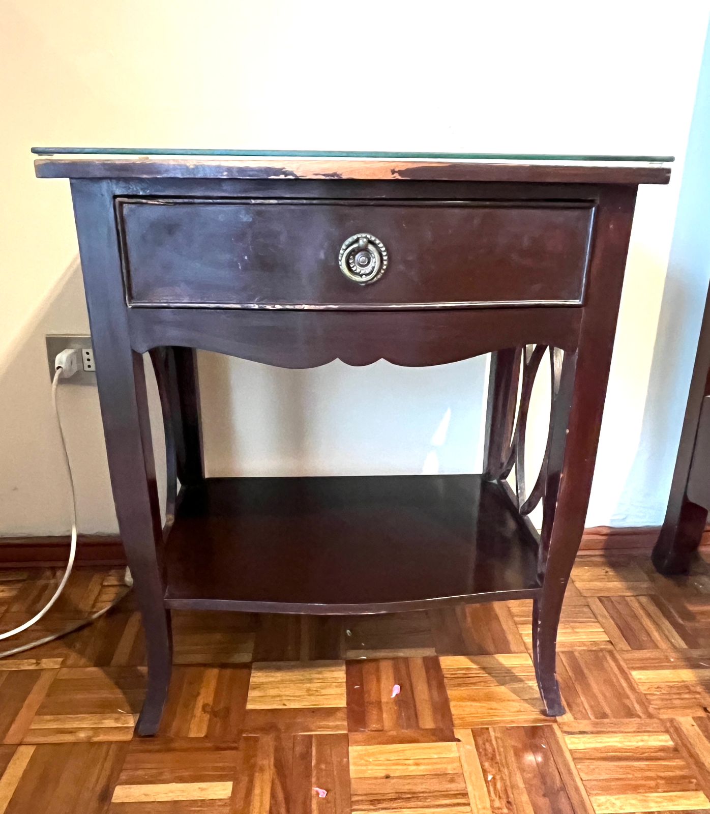 Juego dormitorio cama 1 plaza con veladores y espejo - Imagen 4