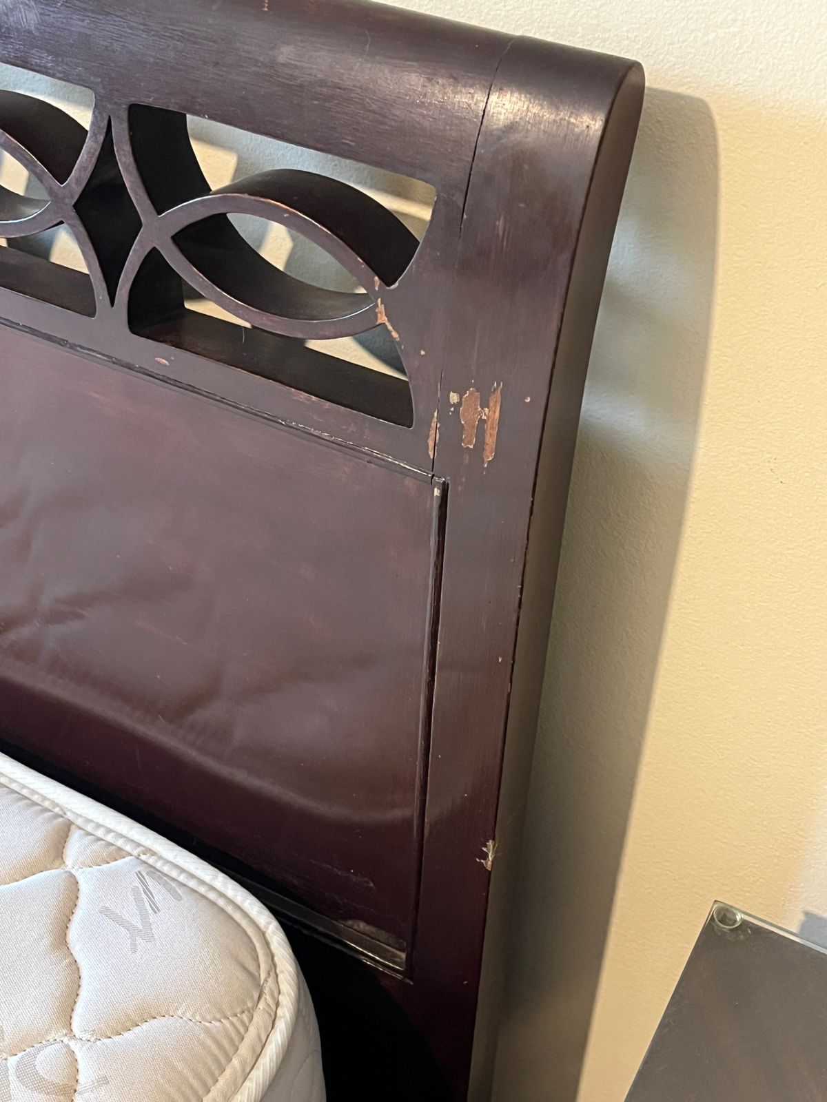 Juego dormitorio cama 1 plaza con veladores y espejo - Imagen 5