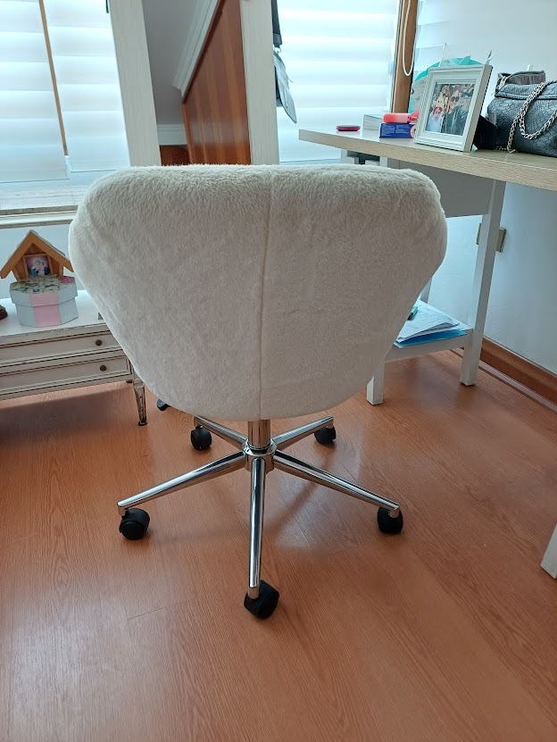 Silla escritorio copito blanco Just Home Collection - Imagen 5