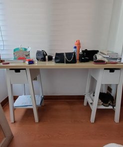 Escritorio tipo caballetes con cajones