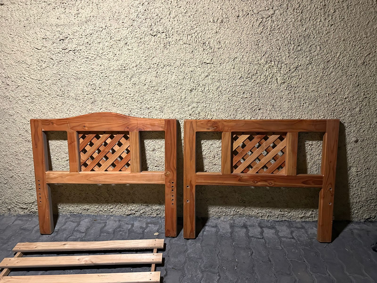 Cama 1.5 plazas madera maciza - Imagen 2