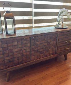 Buffet de madera 3 puertas Ashley