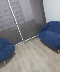 Juego de living sofá y sillón Asimetrika Bubba azul