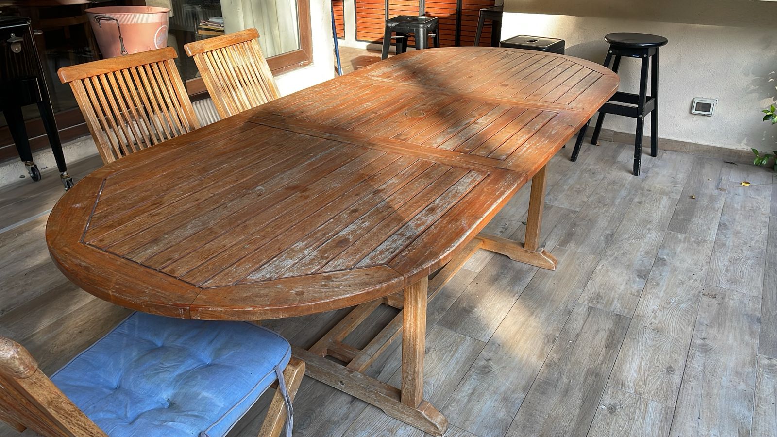 Juego comedor terraza madera teka 5 sillas plegables - Imagen 3