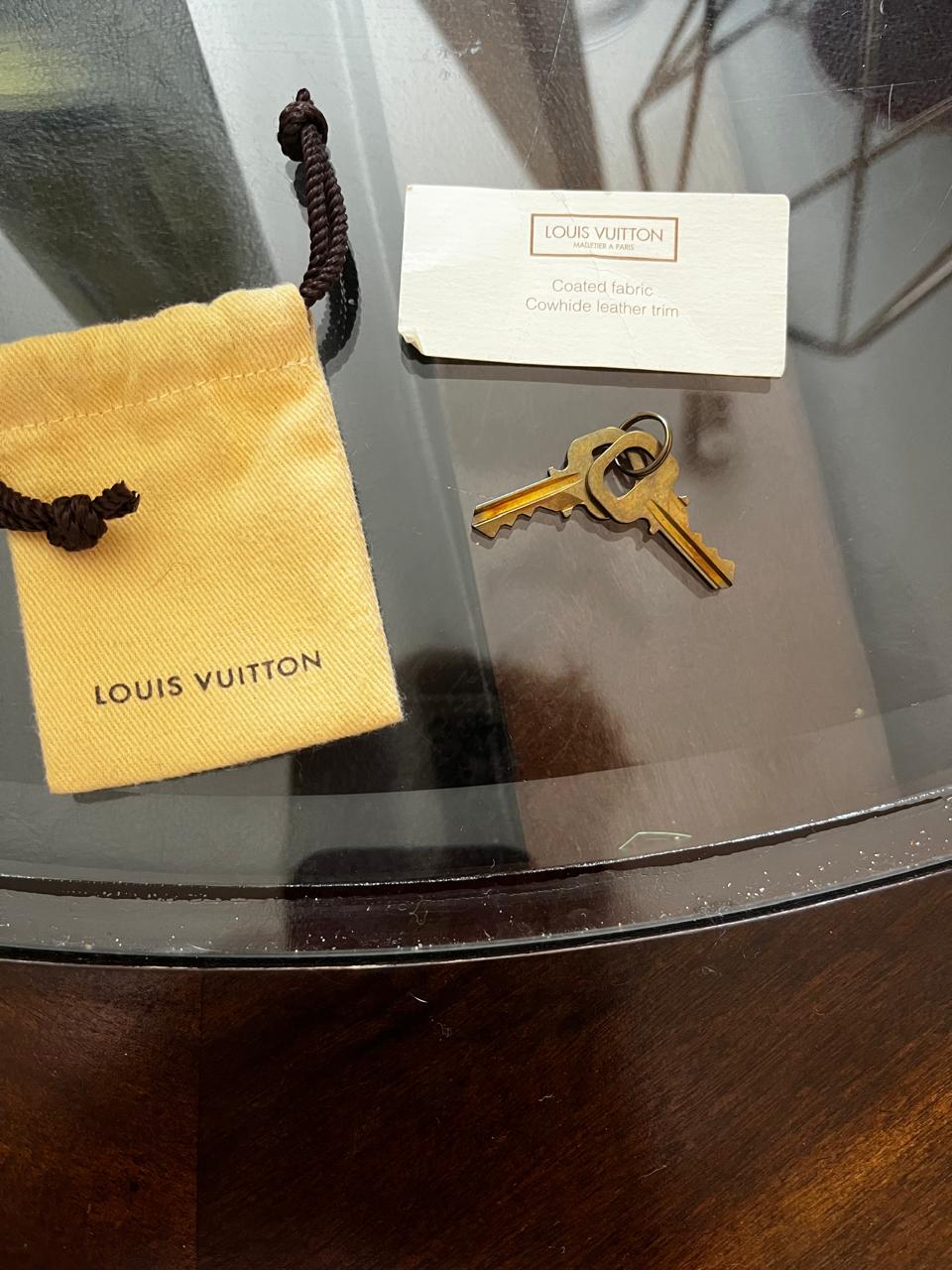 Cartera Louis Vuitton - Imagen 4