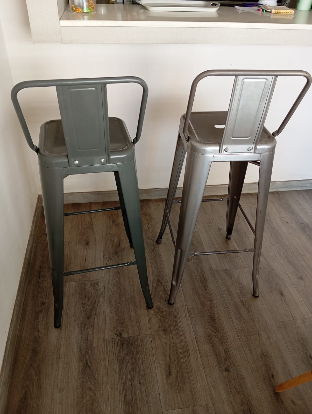 Par sillas bar taburete tolix gris - Imagen 5