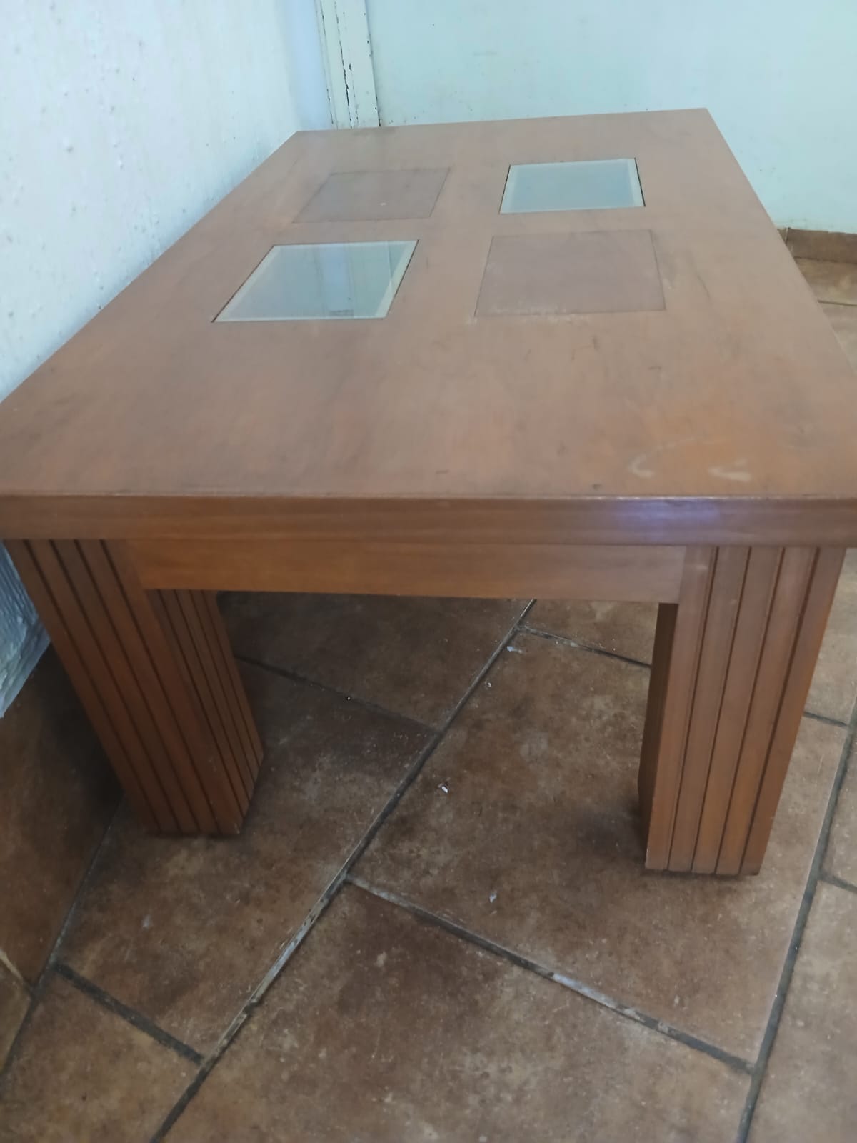 Mesa de centro cuadrados vidrio y madera - Imagen 5