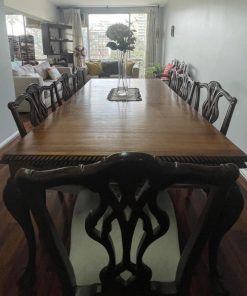Juego de comedor Chippendale extensible con 8 sillas y 2 sitiales