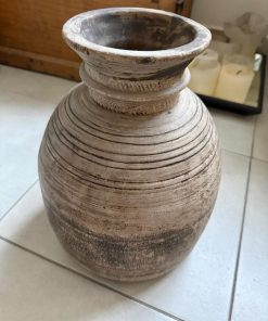 Jarrón de madera