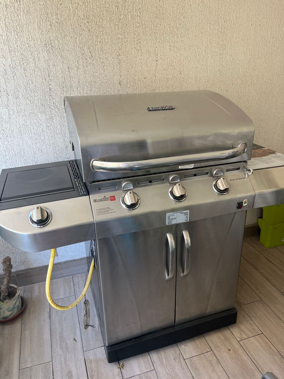 Parrilla a gas Charbroil performance 3 quemadores más lateral - Imagen 9