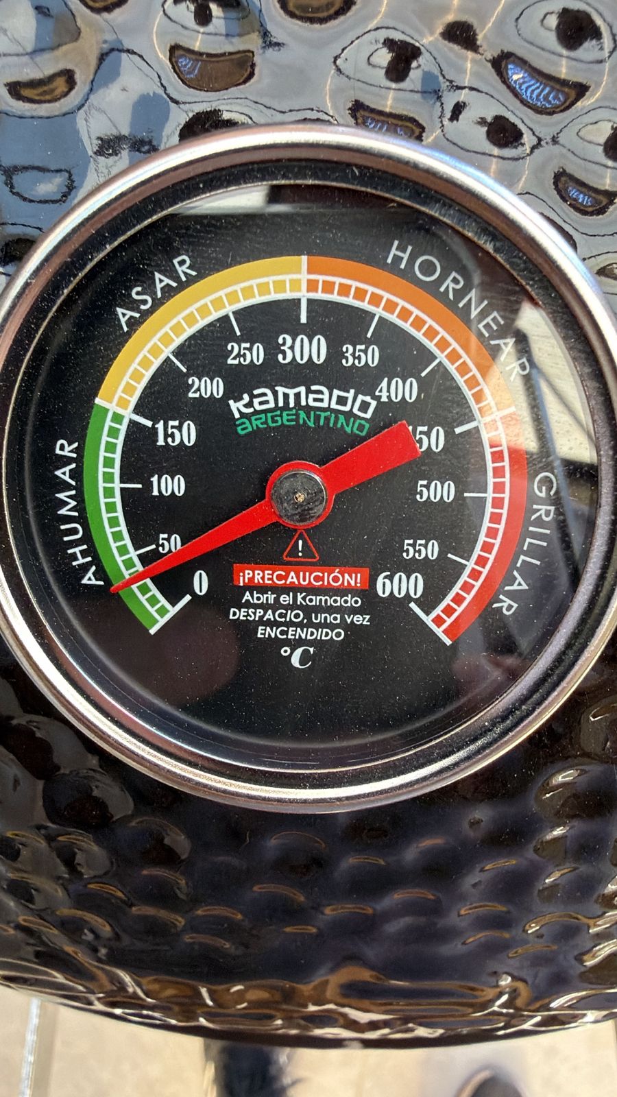 Parrilla Kamado Bosca Criollo 21” Negro - Imagen 3