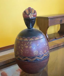 Figura mujer africana