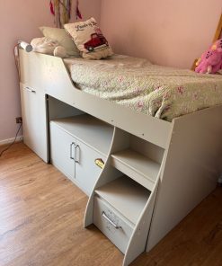 Cama 1.5 plazas con escritorio Decocasa