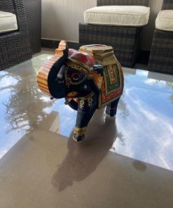 Figura elefante madera pintado a mano