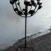 Candelabro de fierro hojas