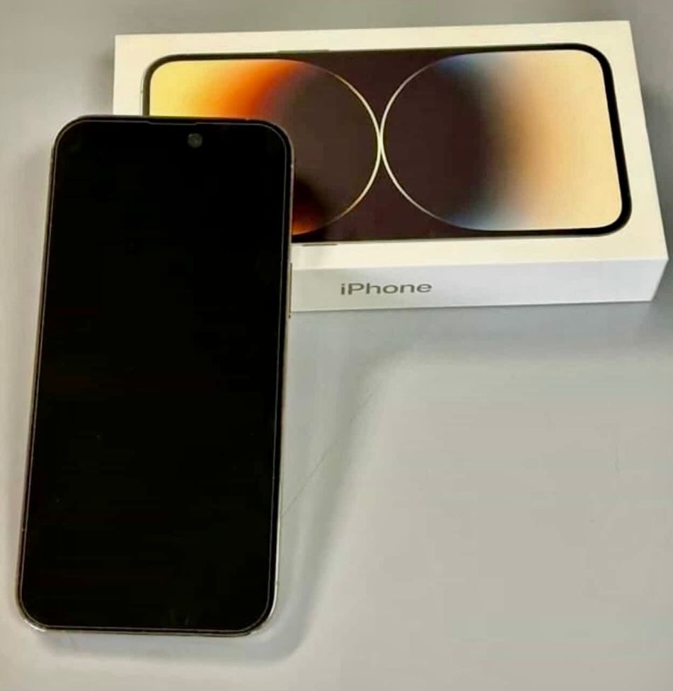 iPhone 14 Pro Max 128gb color Oro