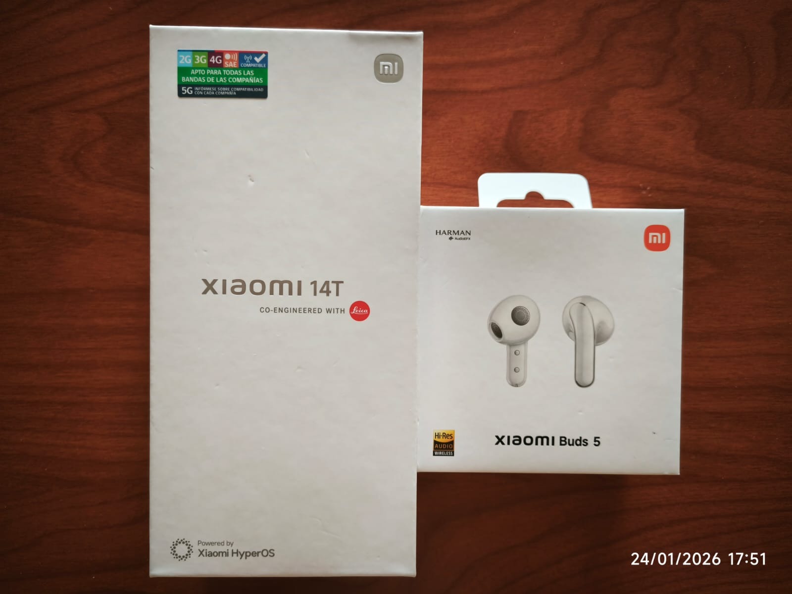 Celular Xiaomi 14T + Audífonos Bluetooth Xiaomi Buds 5.