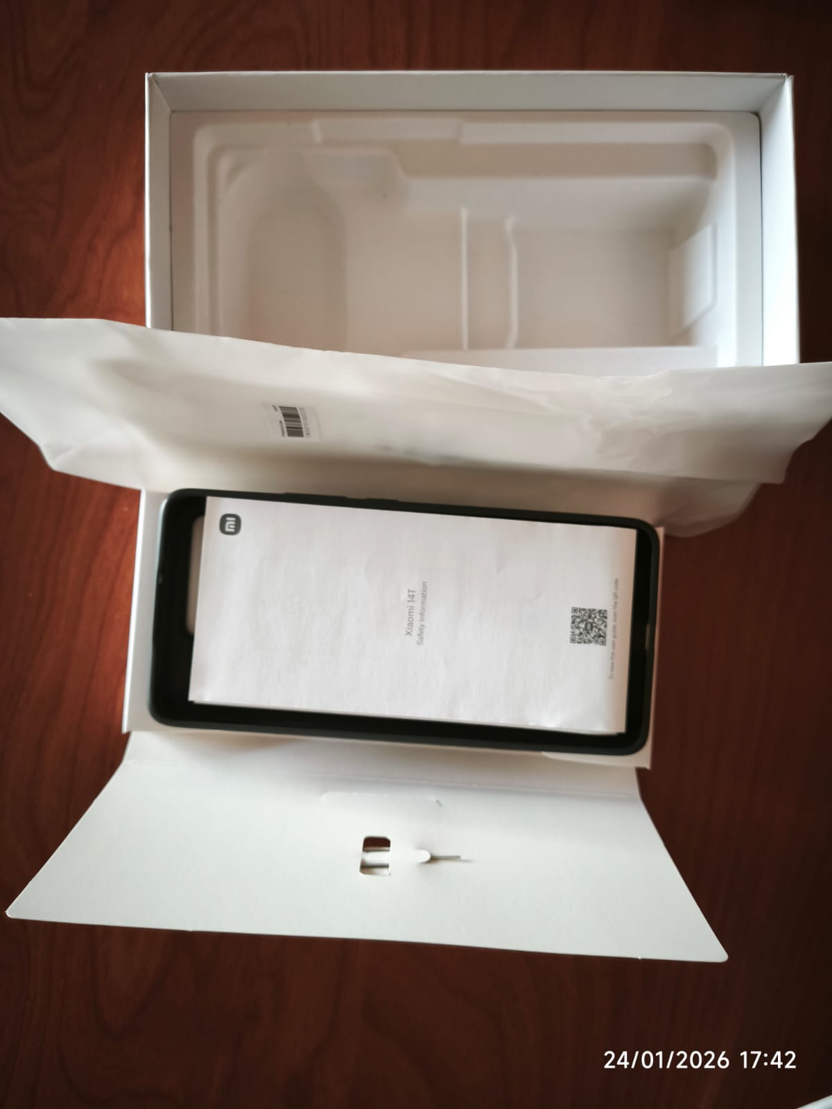 Celular Xiaomi 14T + Audífonos Bluetooth Xiaomi Buds 5. - Imagen 10