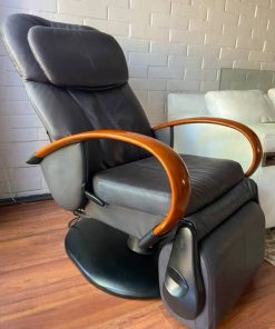 Sillón masajeador marca Human Touch Technology