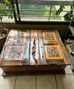 Baúl madera durmientes con mosaicos