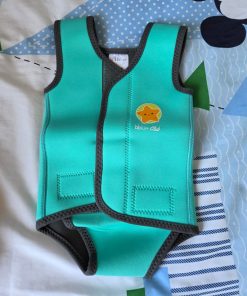 Traje de agua marca bbluv