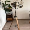 Lámpara de pie metal madera