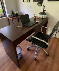 Escritorio enchapado café