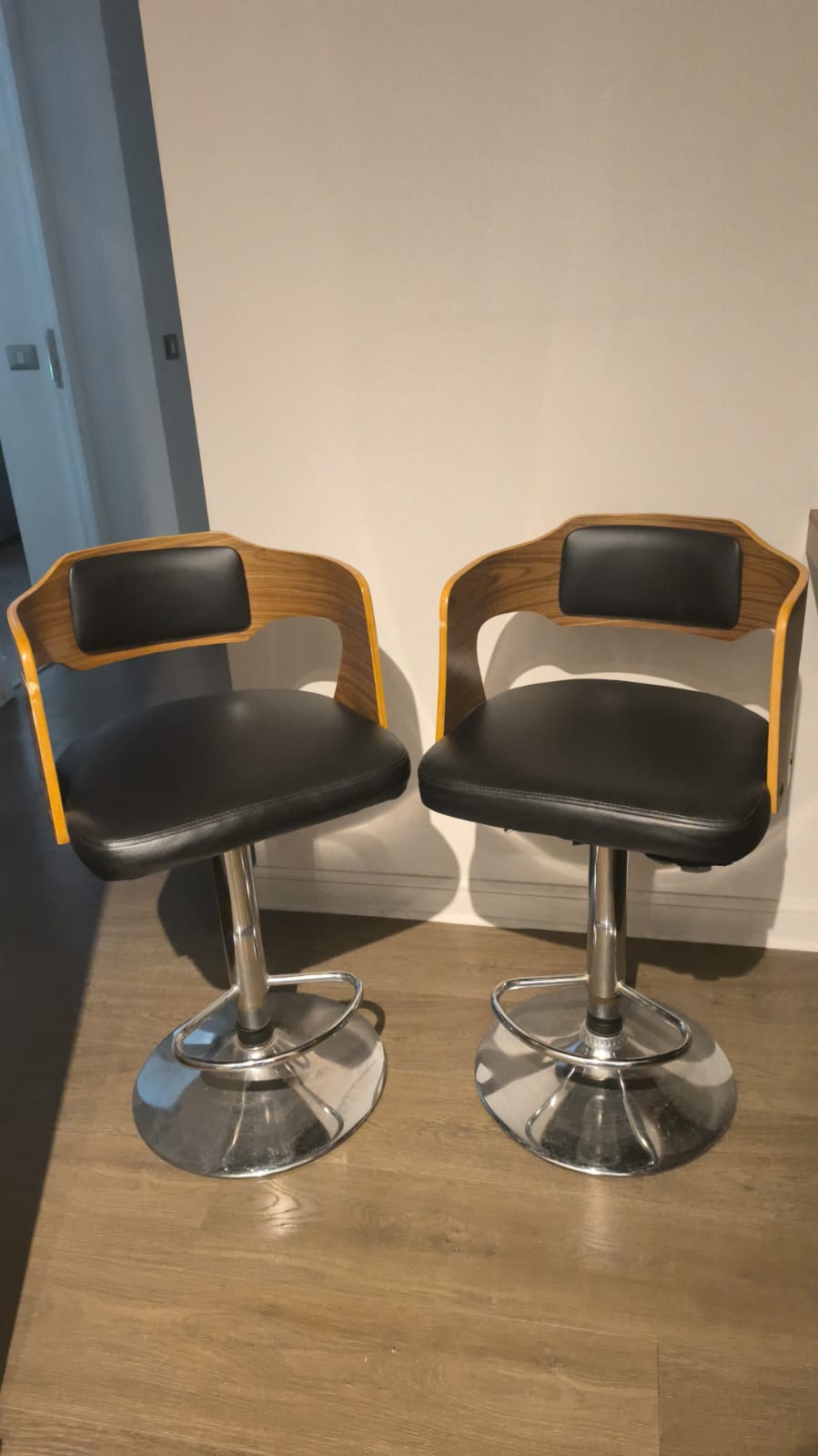 Sillas bar madera con eco cuero