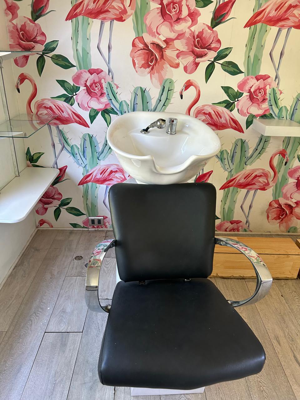 Sillón lavapelo peluquería con grifería - Imagen 3