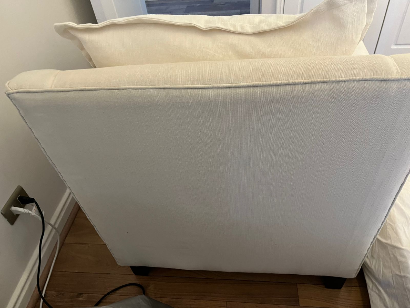 Sillón blanco hecho a medida - Imagen 5