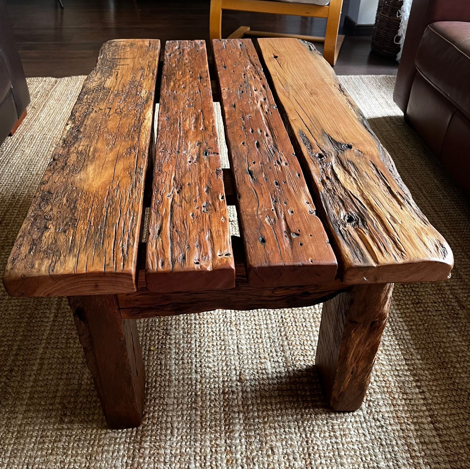 Mesa centro madera artesanal reciclada