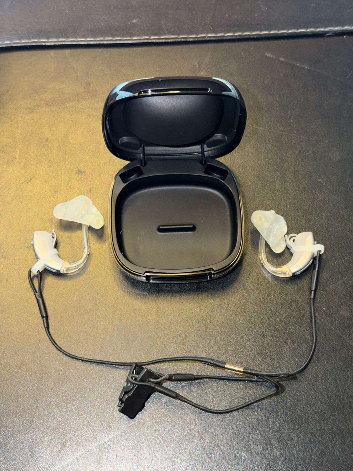 Audífonos Widex Evoke E-FM 220 izquierdo y derecho