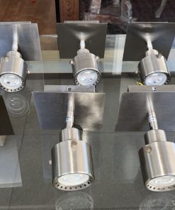 Aplique de aluminio cromado