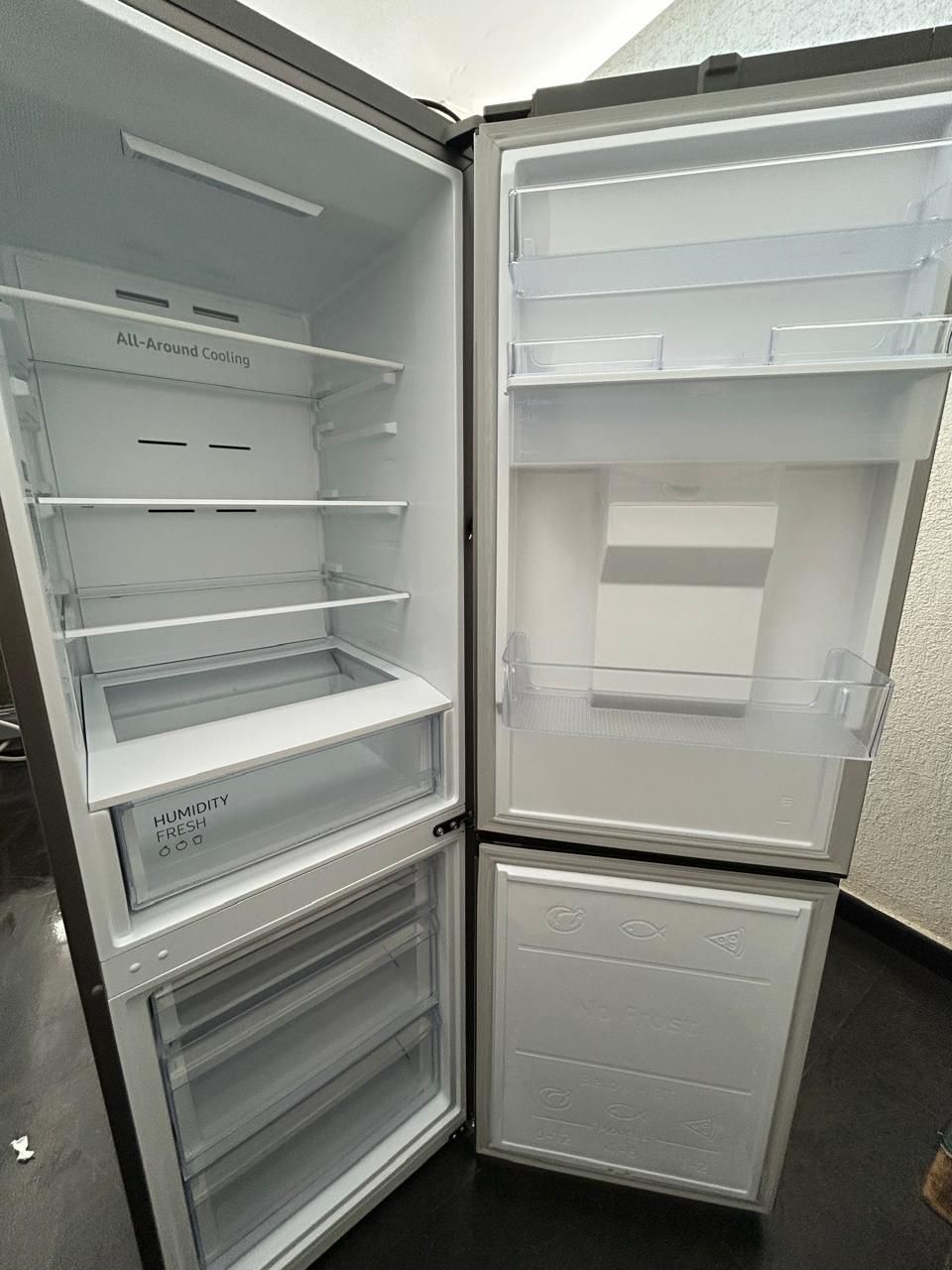 Refrigerador Samsung 311 litros bottom freezer - Imagen 2