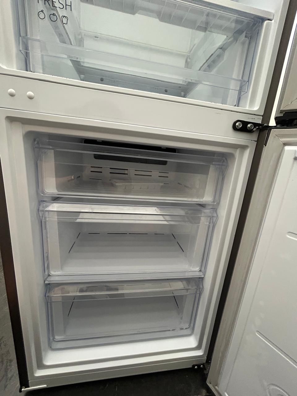 Refrigerador Samsung 311 litros bottom freezer - Imagen 4