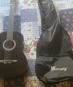 Guitarra Mercury negra