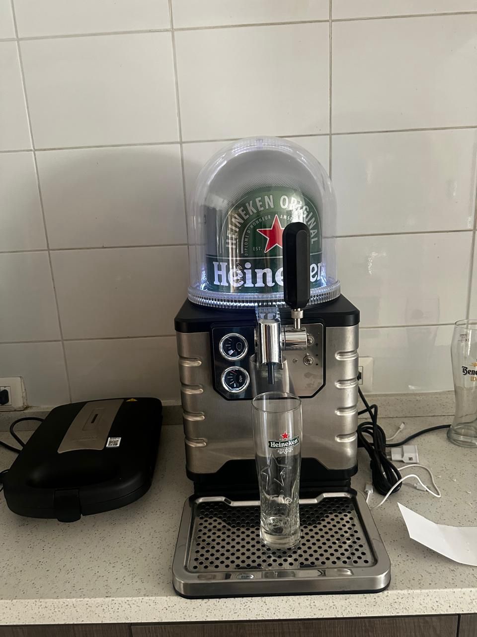 Dispensador de cerveza Heineken