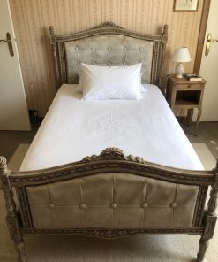 Cama 1 plaza estilo clásico capitoné