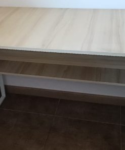 Escritorio repisa inferior madera y fierro