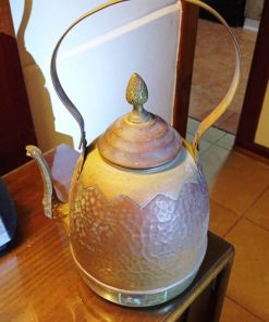 Tetera de cobre martillado vintage
