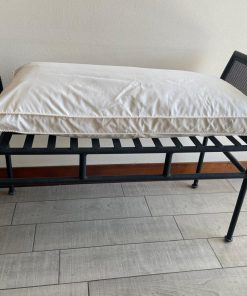 Banqueta metálica negra
