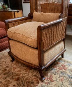 Sillón bergere enjuncado beige