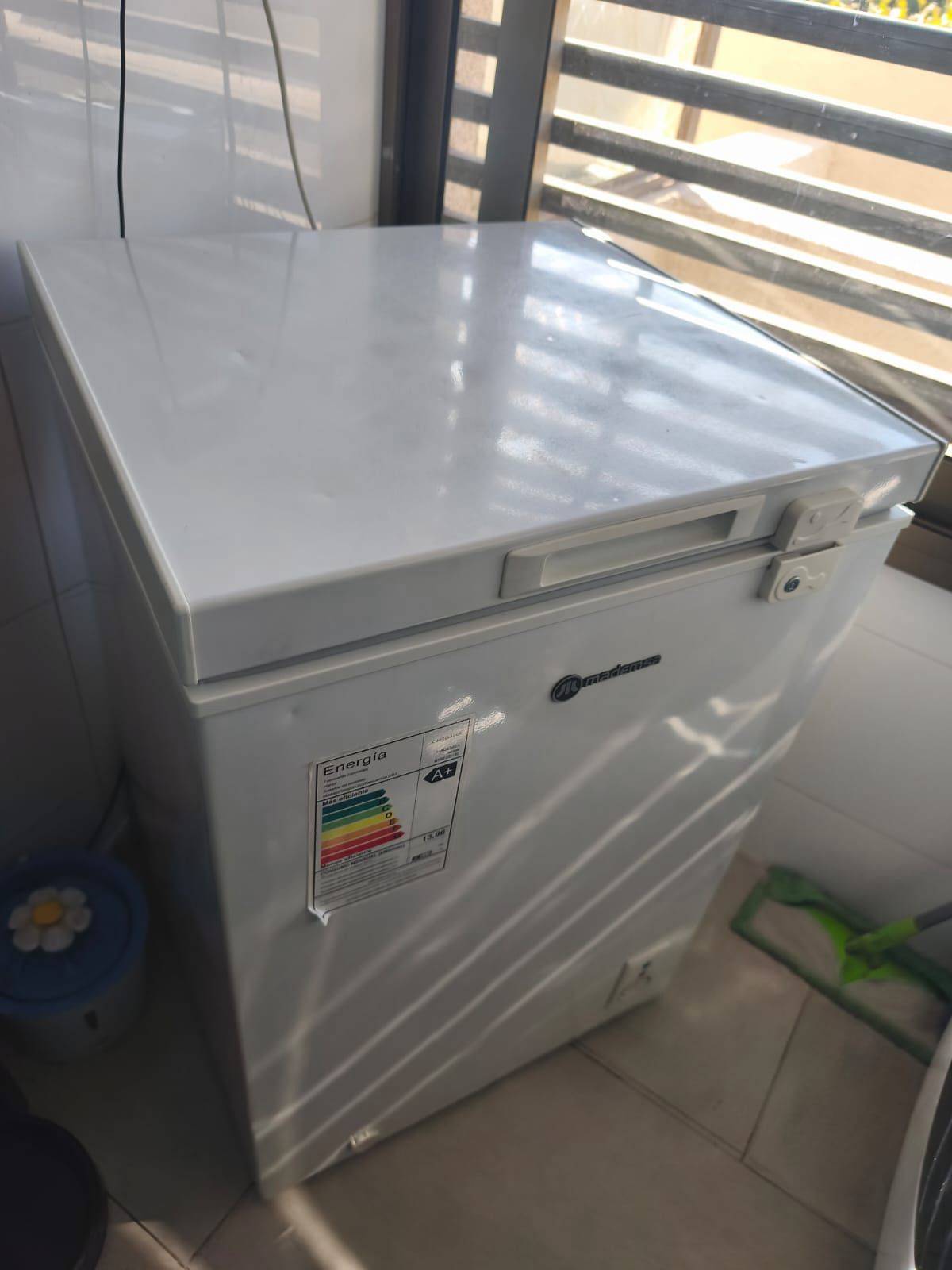 Congelador horizontal Mademsa 99 litros