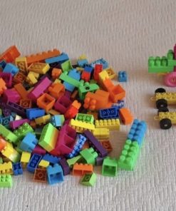 Juego de bloques y legos
