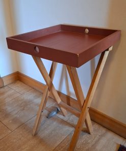 Mesa plegable con bandeja